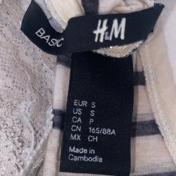 Women’s Tanks - Picture 5 of 6